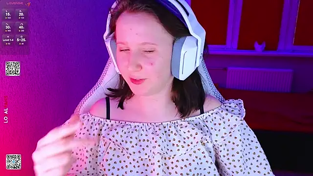 mon lola online show from February 16, 2026, 2:48 pm