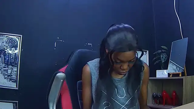 Snapshot of Ebonydivaxxx chatting on September 26, 2025, 7:37 am Ebonydivaxxx online show from September 26, 2025, 7:37 am