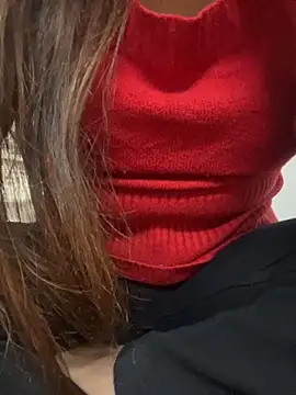 Red-Magic-25 online show from November 19, 2025, 6:46 am