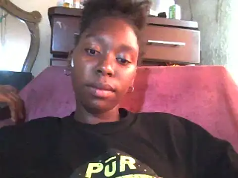 Hotdaily04 online show from March 11, 2025, 12:28 pm