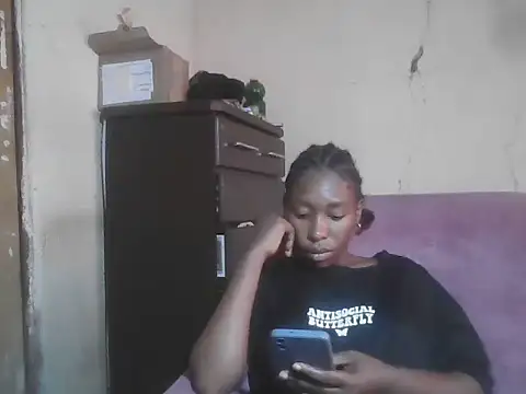 Hotdaily04 online show from September 27, 2025, 7:36 am