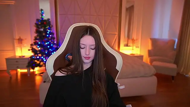 Marmeladkaaa online show from December 19, 2025, 8:49 am