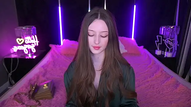 Marmeladkaaa online show from October 12, 2025, 8:26 am