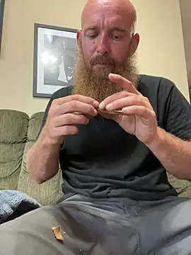 32XRedBeard online show from July 7, 2026, 9:40 pm