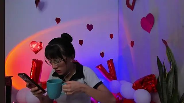 Snapshot of GABBYMORGAN chatting on February 18, 2025, 10:38 am GABBYMORGAN online show from February 18, 2025, 10:38 am