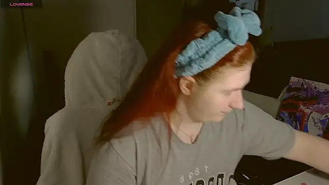 LesyaOxi online show from March 5, 2025, 6:33 am