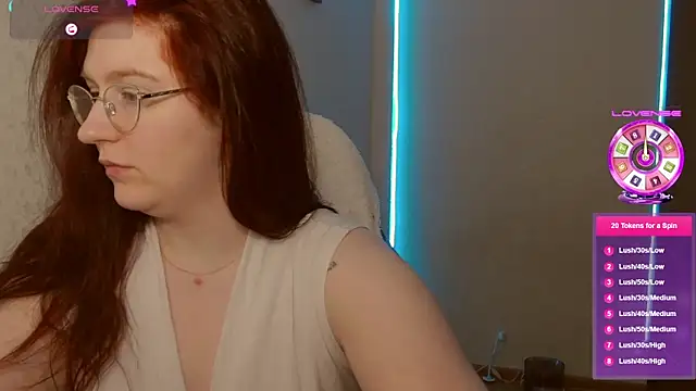 LesyaOxi online show from January 19, 2025, 5:37 am