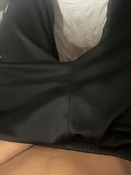 mdnn77 online show from February 22, 2025, 2:08 pm