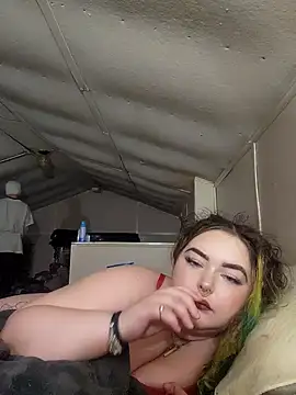 Snapshot of LitHippieBaby420 chatting on January 23, 2025, 2:23 am LitHippieBaby420 online show from January 23, 2025, 2:23 am