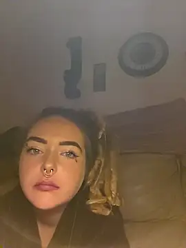 Snapshot of LitHippieBaby420 chatting on September 21, 2025, 2:17 am LitHippieBaby420 online show from September 21, 2025, 2:17 am