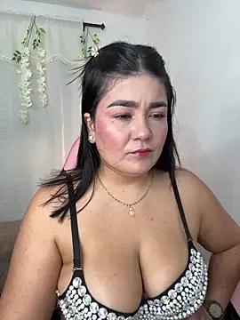 karla hotgirl online show from May 8, 2026, 12:03 am