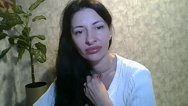 LissaBlossom online show from June 3, 2026, 2:33 pm