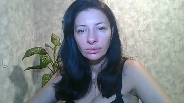 LissaBlossom online show from September 9, 2025, 4:11 am