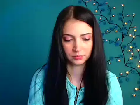 Amalia amor online show from October 28, 2025, 6:56 am