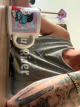 xtrppyx online show from October 1, 2025, 10:52 am