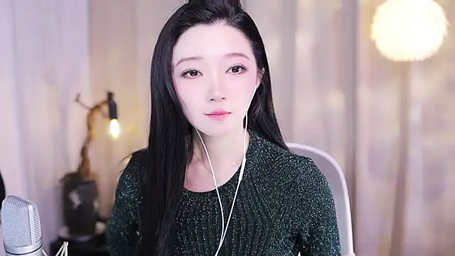 Zoe-99 online show from February 5, 2026, 2:13 pm