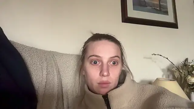 Ella-82 online show from February 11, 2025, 1:51 pm