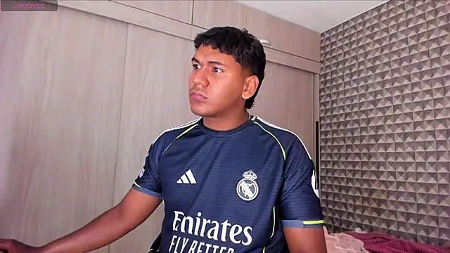 Matias Horny18 online show from April 30, 2026, 4:14 pm