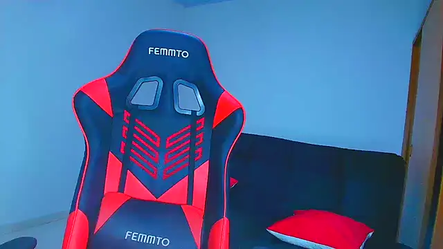 Rousse violett online show from September 10, 2025, 10:53 pm