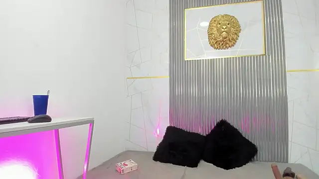 gabriela cortez online show from March 29, 2026, 3:41 am