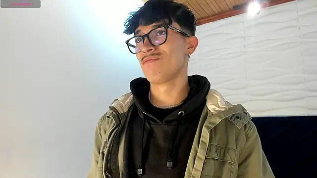 tim  fox online show from November 6, 2025, 11:58 am