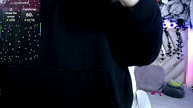 NyxAndria 1 online show from November 13, 2025, 9:30 pm