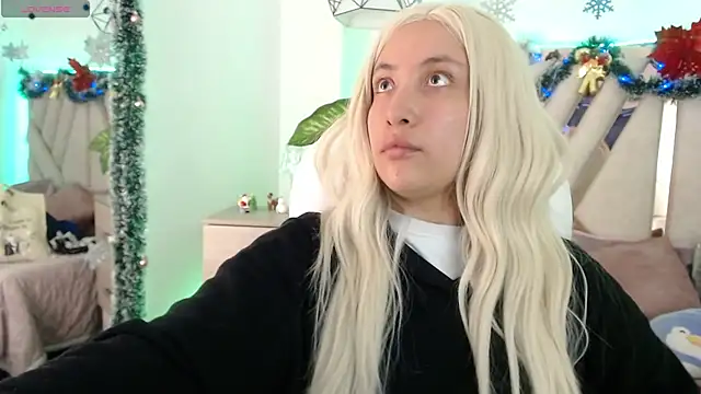 NyxAndria 1 online show from December 3, 2025, 12:12 am