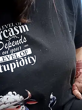 Snehalive online show from December 18, 2025, 5:34 am