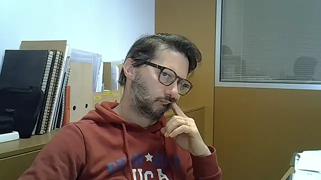 Snapshot of Cellino4 chatting on February 22, 2025, 10:29 am Cellino4 online show from February 22, 2025, 10:29 am