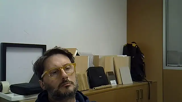 Snapshot of Cellino4 chatting on October 2, 2025, 3:48 pm Cellino4 online show from October 2, 2025, 3:48 pm