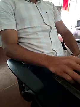 Snapshot of braveman999 chatting on February 26, 2026, 9:53 am braveman999 online show from February 26, 2026, 9:53 am