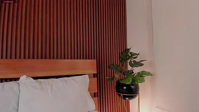 alliss ginger  online show from March 19, 2026, 8:09 pm