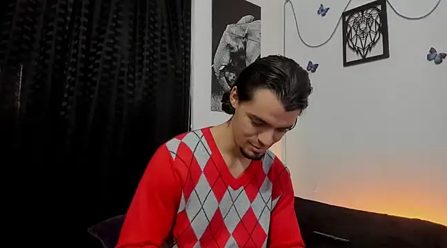 maxi styles online show from February 21, 2025, 2:48 pm