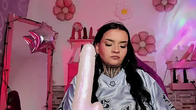 amyswallow7 online show from October 25, 2025, 2:55 am