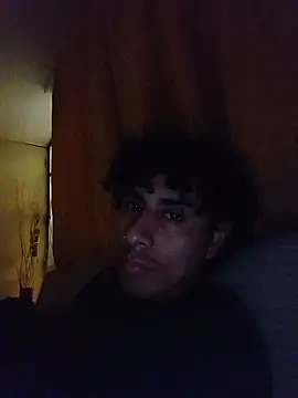 Snapshot of Saweetieyblacksnake chatting on July 5, 2026, 5:47 am Saweetieyblacksnake online show from July 5, 2026, 5:47 am