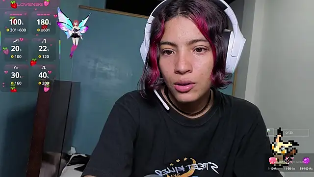 Lovelyamyy online show from September 24, 2025, 5:36 am