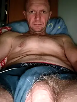 Snapshot of RUUsslan1203 chatting on July 11, 2026, 2:45 am RUUsslan1203 online show from July 11, 2026, 2:45 am