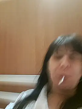 Roxolana3023 online show from February 5, 2025, 7:10 pm