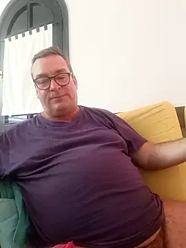 Snapshot of MountJohnXL chatting on February 6, 2026, 1:56 am MountJohnXL online show from February 6, 2026, 1:56 am