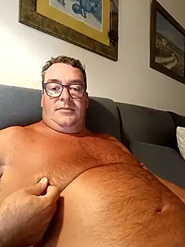 Snapshot of MountJohnXL chatting on March 10, 2025, 12:50 am MountJohnXL online show from March 10, 2025, 12:50 am