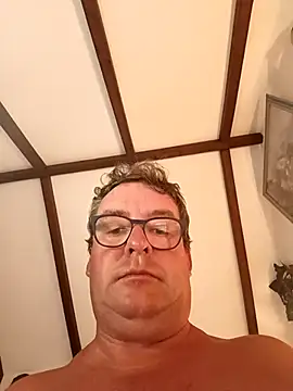 Snapshot of MountJohnXL chatting on February 26, 2025, 12:09 am MountJohnXL online show from February 26, 2025, 12:09 am