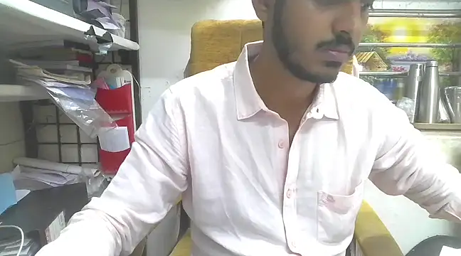 cute modell online show from February 27, 2025, 1:07 pm