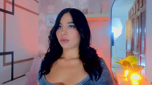 Snapshot of CharlotteGraay chatting on June 10, 2026, 7:48 pm CharlotteGraay online show from June 10, 2026, 7:48 pm