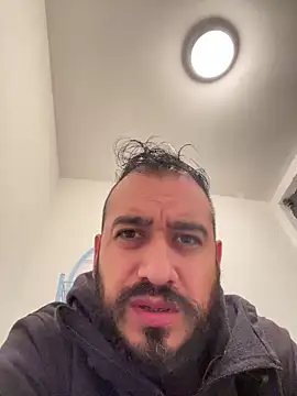 Snapshot of leonardohot1987 chatting on January 15, 2025, 4:21 pm leonardohot1987 online show from January 15, 2025, 4:21 pm