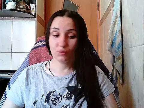 Yuliia30 online show from July 15, 2026, 7:48 am