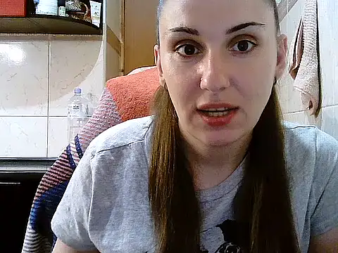 Yuliia30 online show from July 21, 2026, 5:25 pm