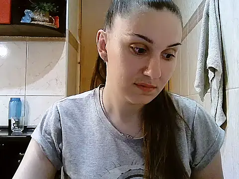 Snapshot of Yuliia30 chatting on June 4, 2026, 4:55 pm Yuliia30 online show from June 4, 2026, 4:55 pm