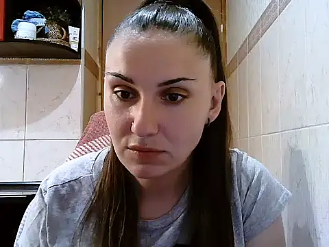 Yuliia30 online show from July 25, 2026, 2:56 pm