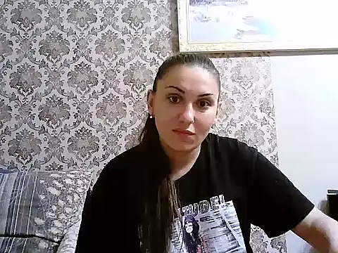 Yuliia30 online show from September 13, 2025, 3:23 pm