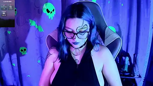 Snapshot of Kimlennox_ chatting on December 1, 2025, 1:56 pm Kimlennox online show from December 1, 2025, 1:56 pm